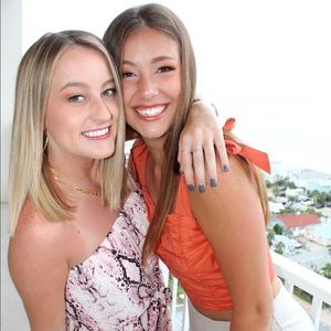 Meet your Posher, Addie